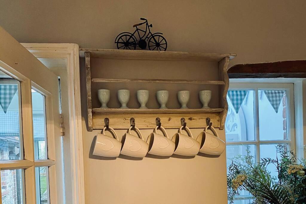 Angel Cottage, Boxgrove, Chichester - Relax And Unwind Esterno foto